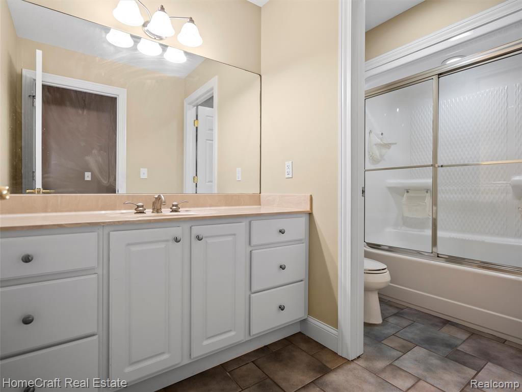 108 Densel Court, Jackson, MI 49201 — Photo 34