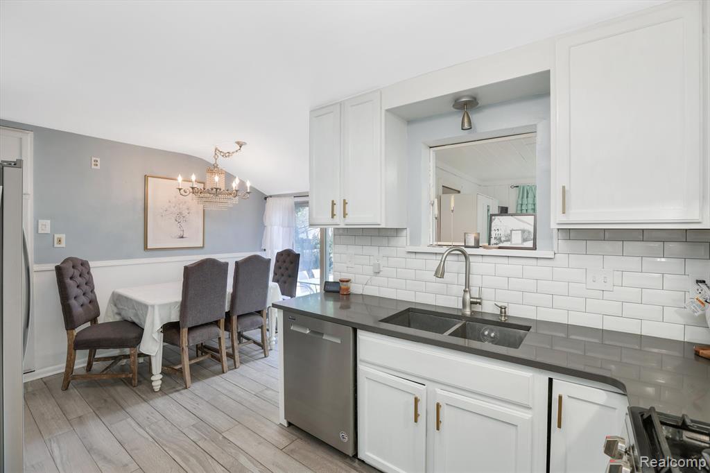 532 Elizabeth Street, Milford, MI 48381 — Photo 10