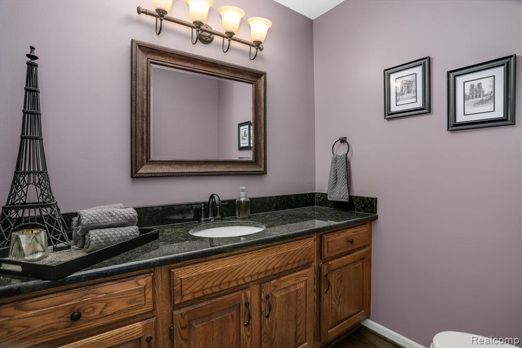 4214 Oak Tree Circle, Rochester, MI 48306 — Photo 24
