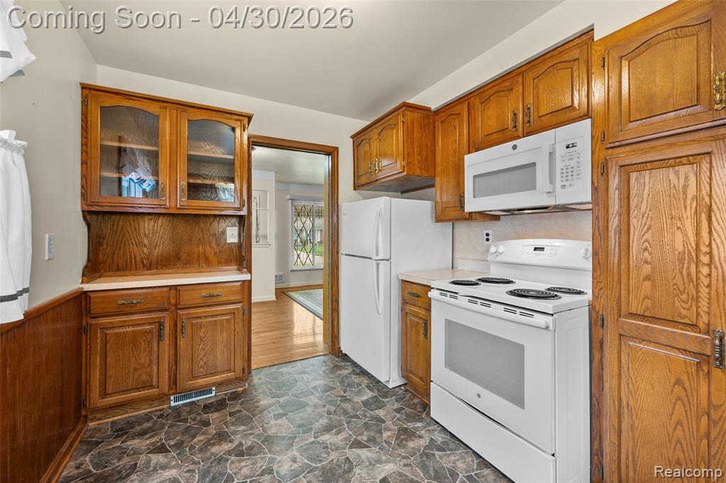 7961 Lincoln Street, Taylor, MI 48180 — Photo 12