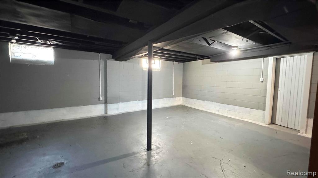 20244 MCCORMICK Street, Detroit, MI 48224 — Photo 14