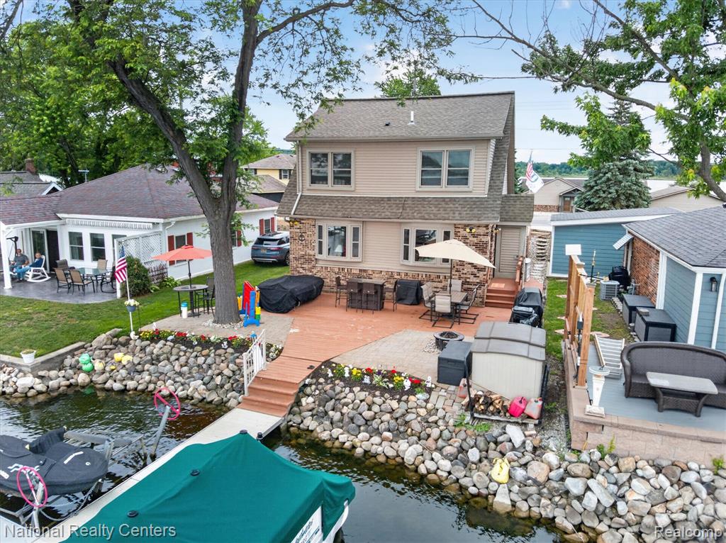 9450 Dexter Pinckney Road, Pinckney, MI 48169 — Photo 33