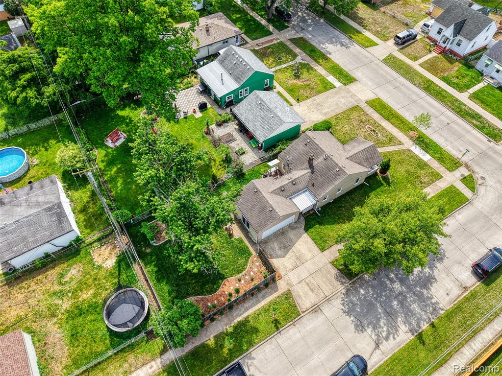 25550 Pennie Street, Dearborn Heights, MI 48125 — Photo 4