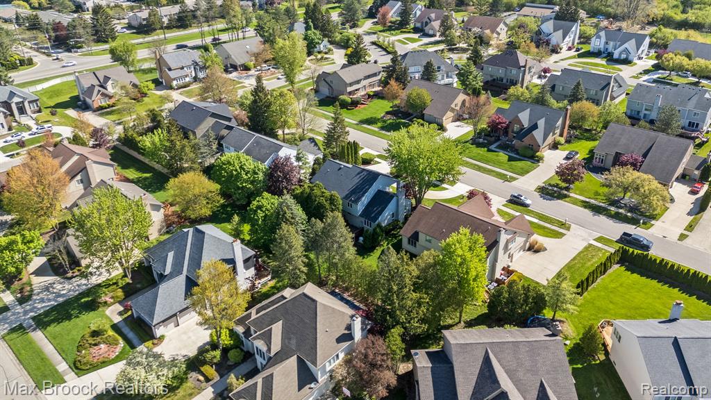 6566 Bristol Drive, West Bloomfield, MI — Photo 43