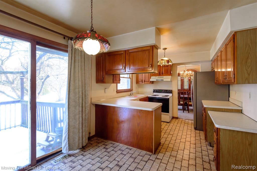 44017 Harmony Lane, Belleville, MI 48111 — Photo 7