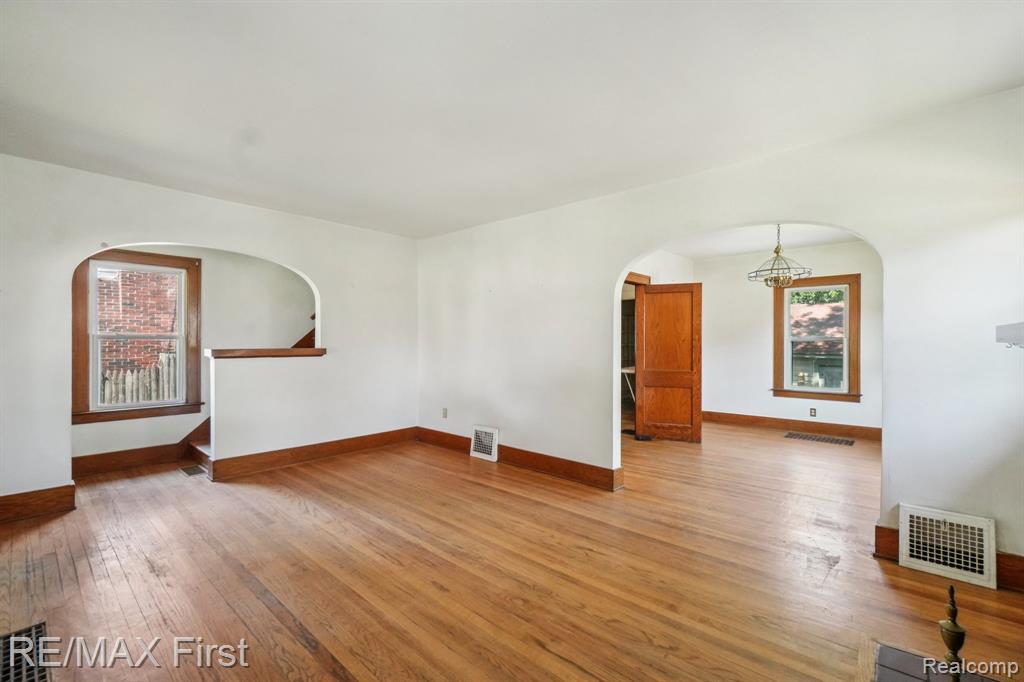 2931 Auburn Road, Auburn Hills, MI 48326 — Photo 5