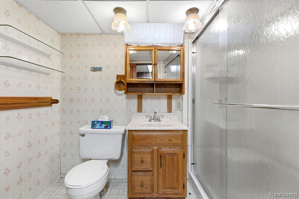 15225 Poplar Street, Southgate, MI 48195 — Photo 20