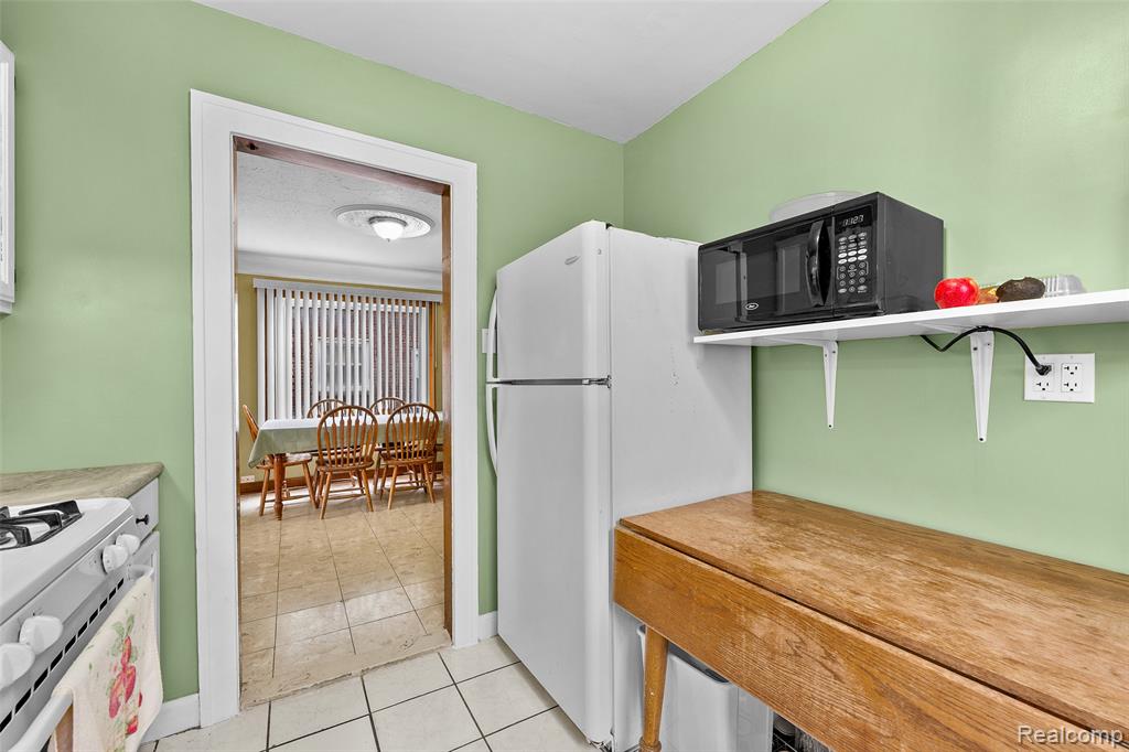 7741 Miller Road, Dearborn, MI 48126 — Photo 12