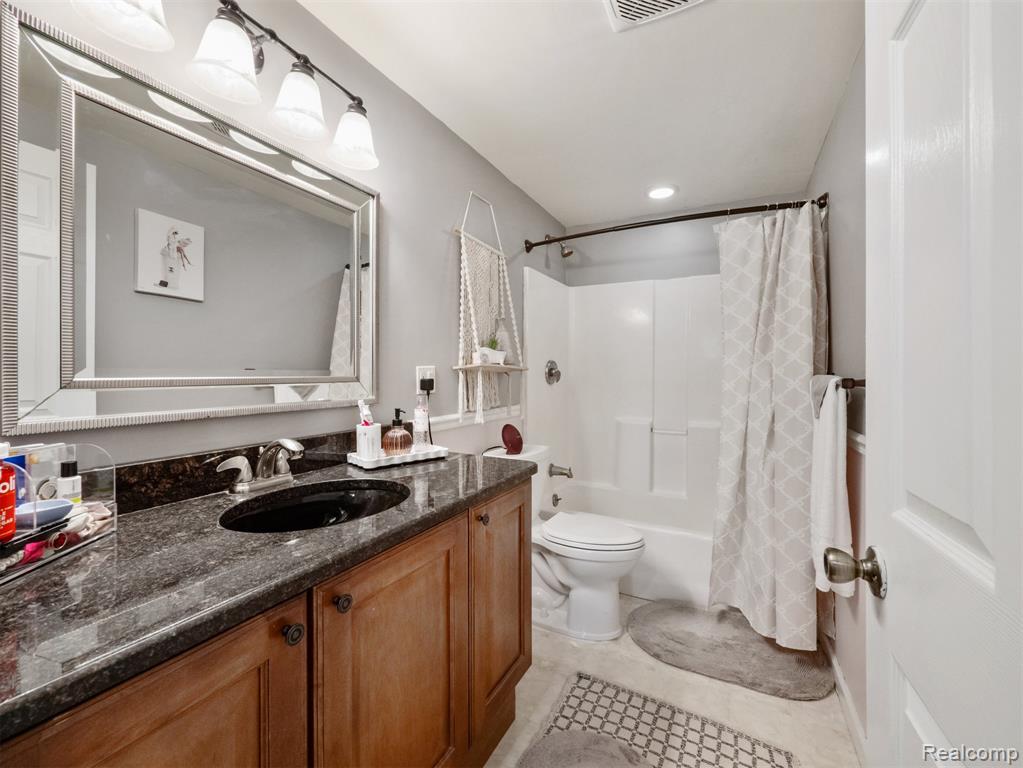 17275 Garvey Road, Chelsea, MI, 48118