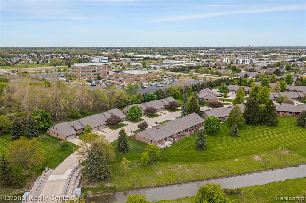 16061 Meadows Drive, Macomb, MI 48044 — Photo 23