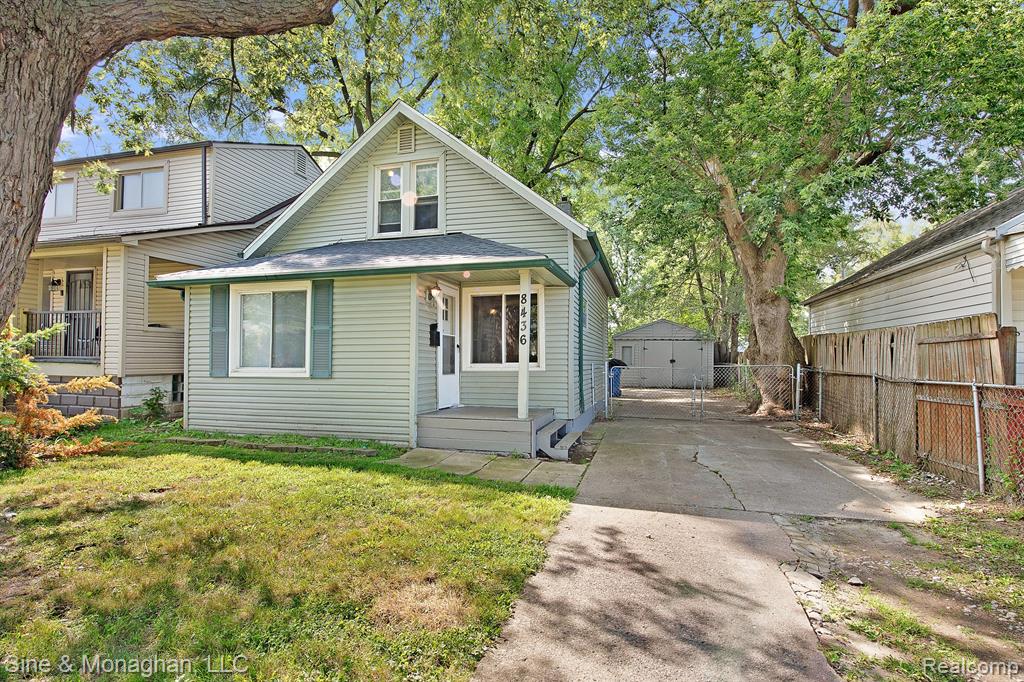 8436 CHAPP Avenue, Warren, MI 48089 — front exterior