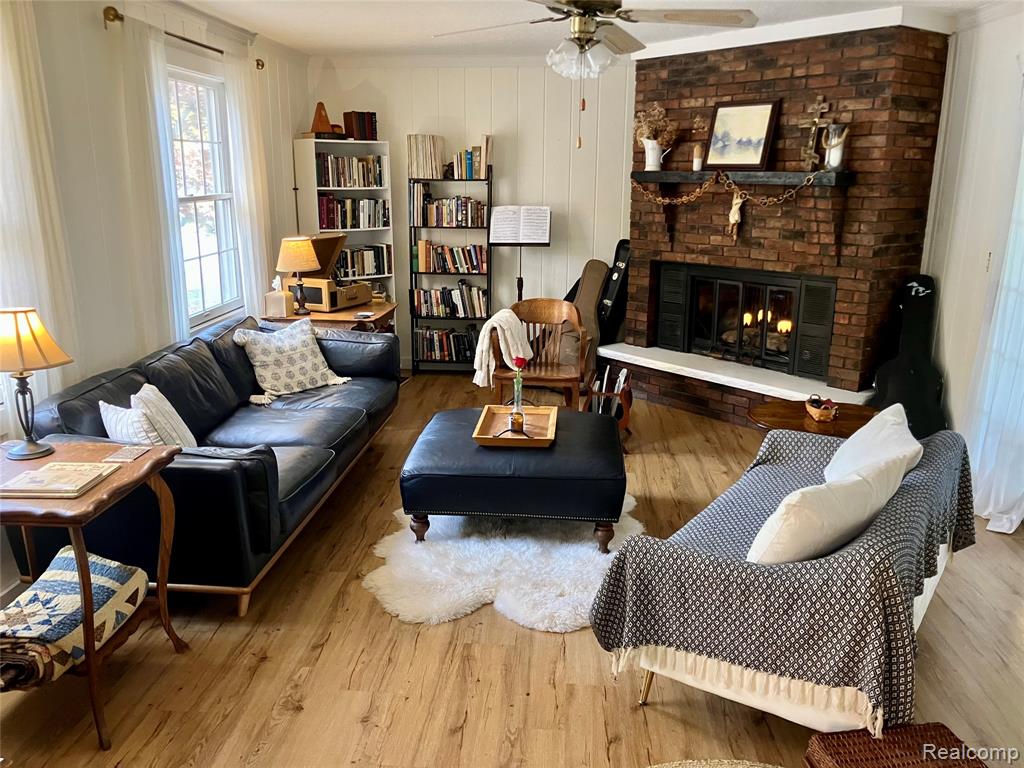 41 Charles Street, Hillsdale, MI 49242 — Photo 3