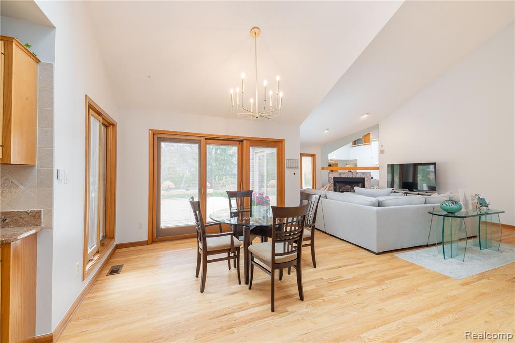 29462 East River Road, Grosse Ile, MI 48138 — Photo 19
