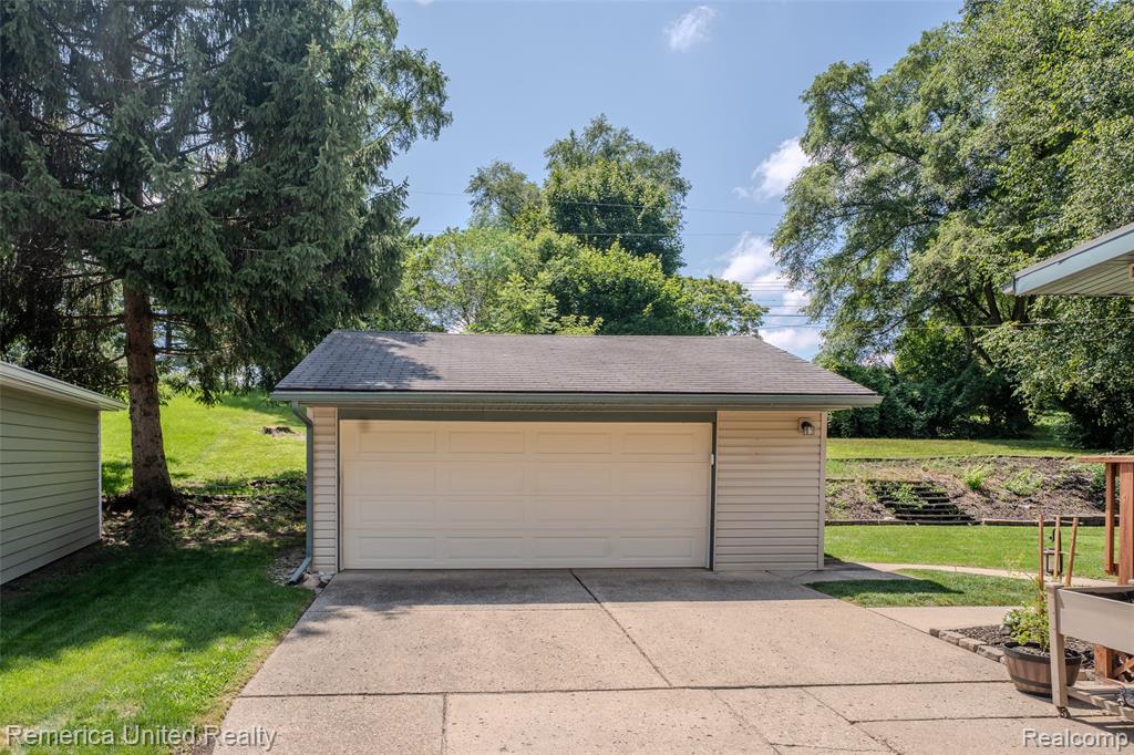 839 Sweetbriar, Milford, MI 48381 — Photo 17