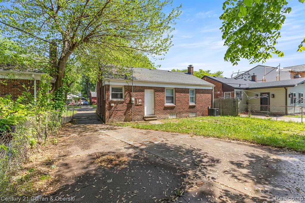 26431 Stollman Drive, Inkster, MI 48141 — Photo 20