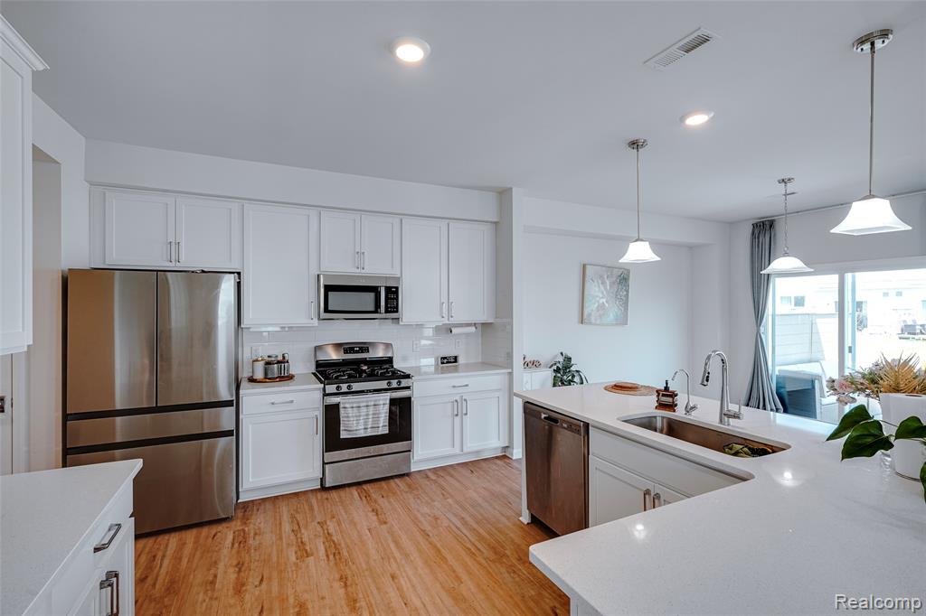 606 Angus Lane, Saline, MI 48176 — Photo 7