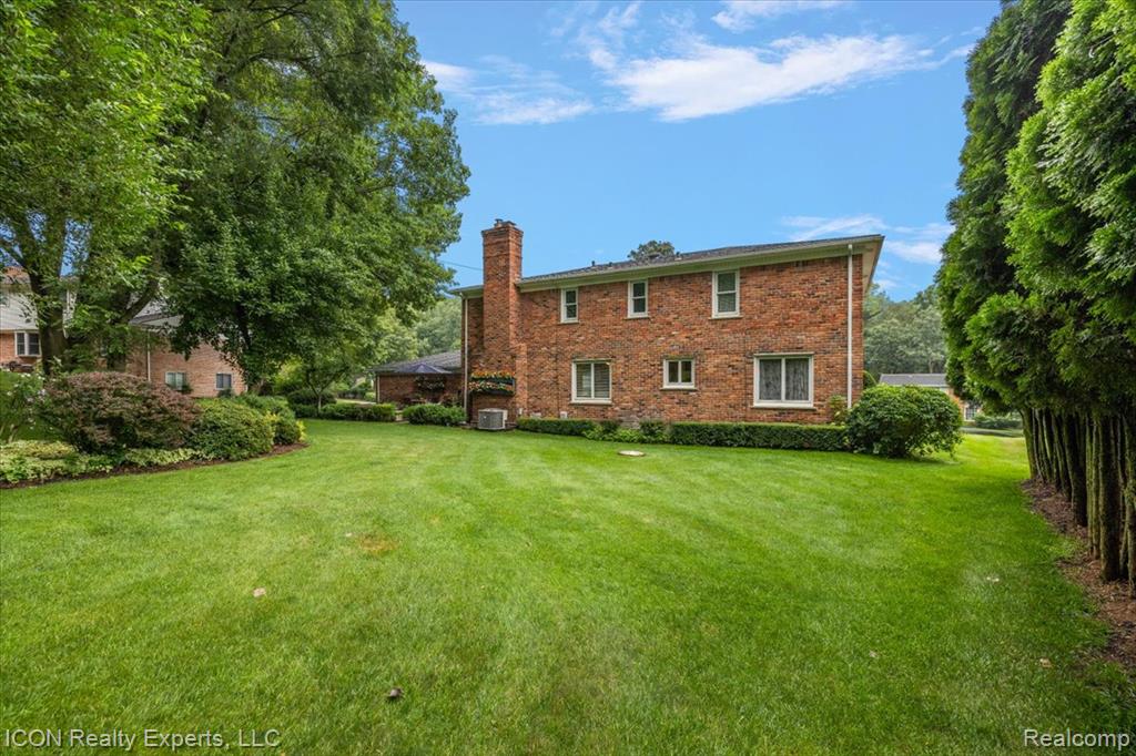 746 Birch Tree Lane, Rochester Hills, MI 48306 — Photo 7