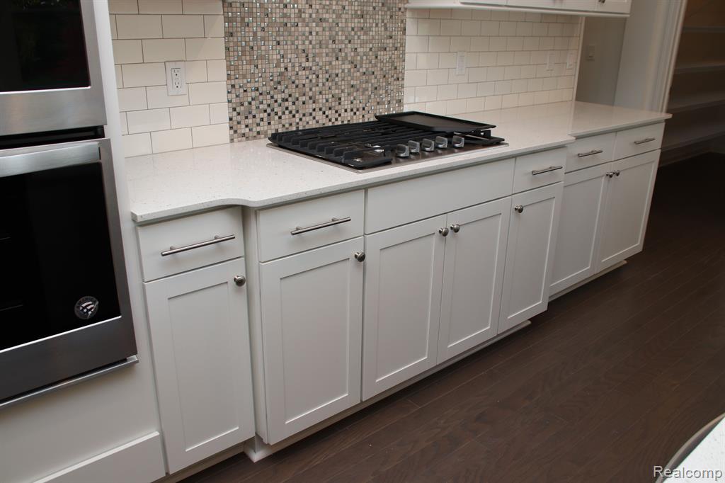 7296 Evergreen Trail, Almont, MI, 48003