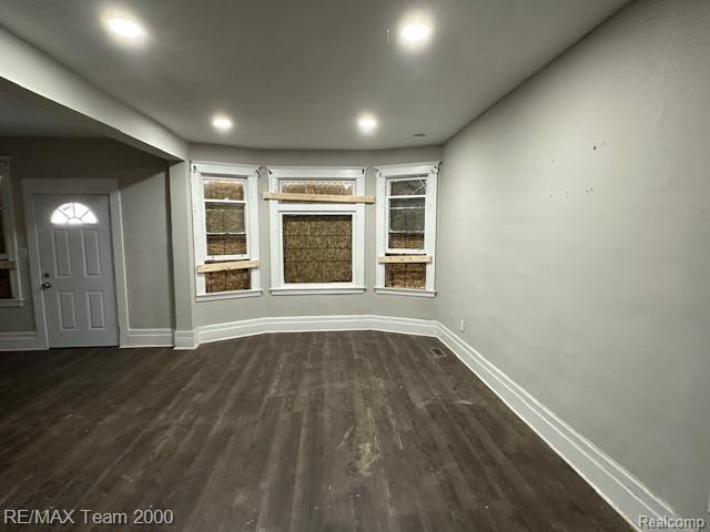 530 Kenilworth Street, Detroit, MI 48202 — Photo 8