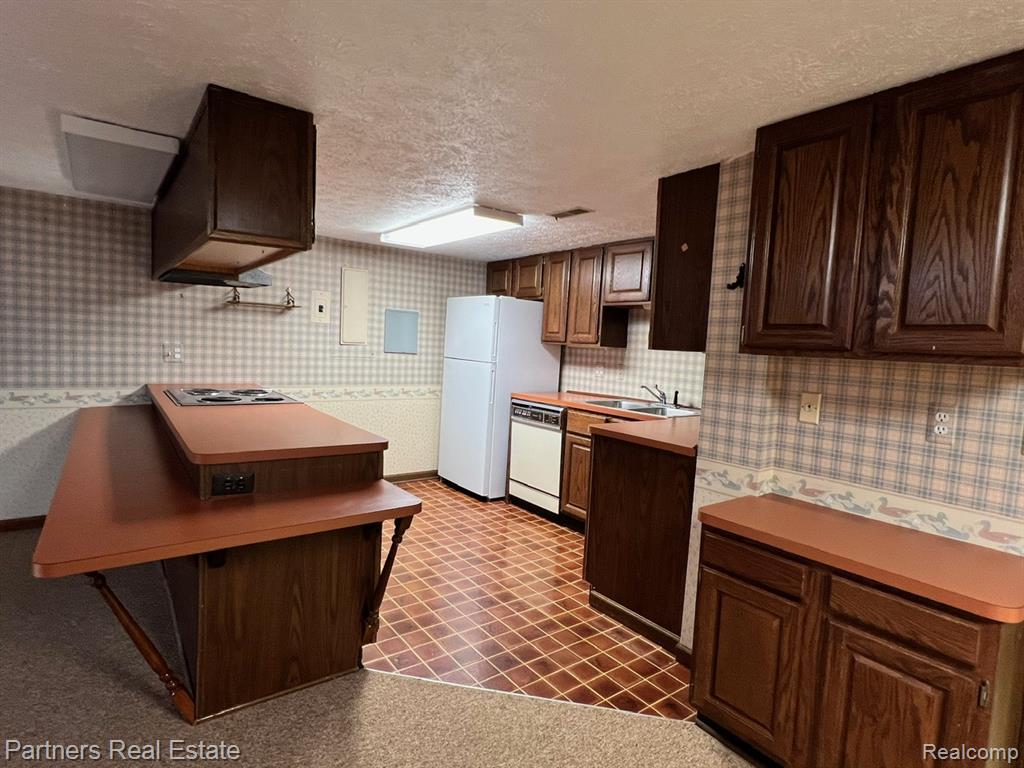 5618 Mountain Road, Brighton, MI 48116 — Photo 39