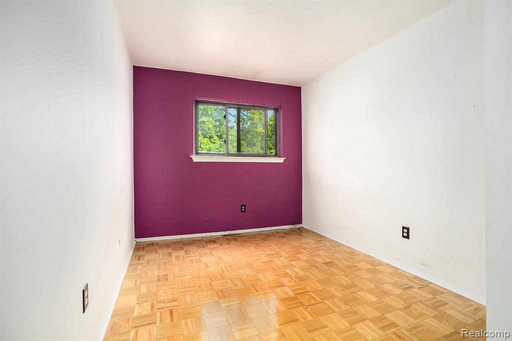 1875 Sheffield Drive, Ypsilanti, MI 48198 — Photo 11