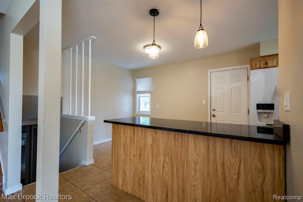 4829 WOLGAST Drive, Warren, MI 48092 — Photo 13