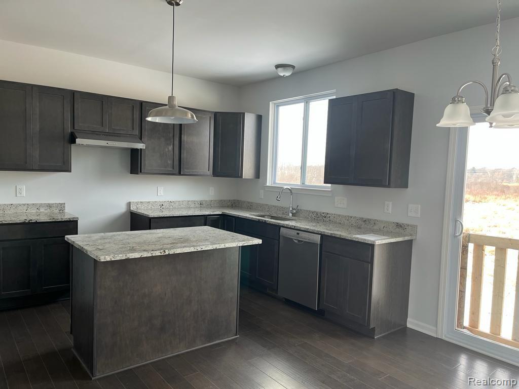 55810 WORLINGTON Lane, South Lyon, MI 48178 — Photo 48