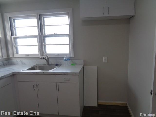 12835 Oak Park Boulevard, Oak Park, MI 48237 — Photo 18