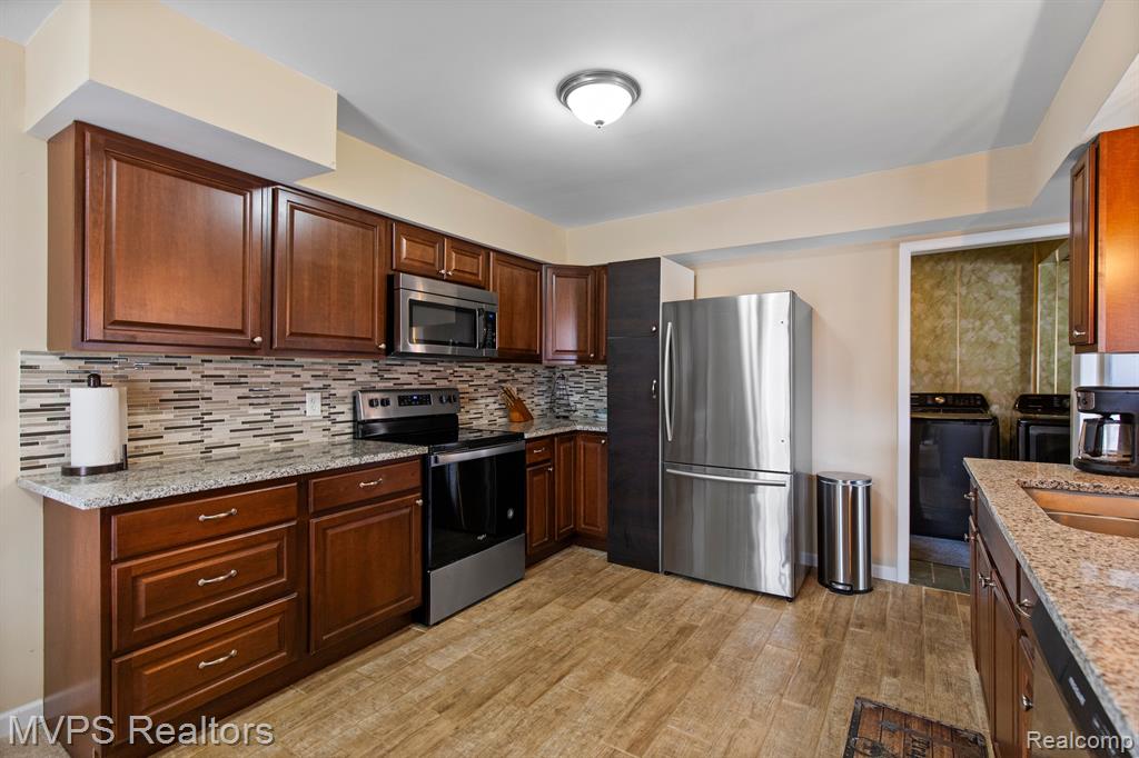5503 NORTHLAWN Drive, Sterling Heights, MI 48310 — Photo 7