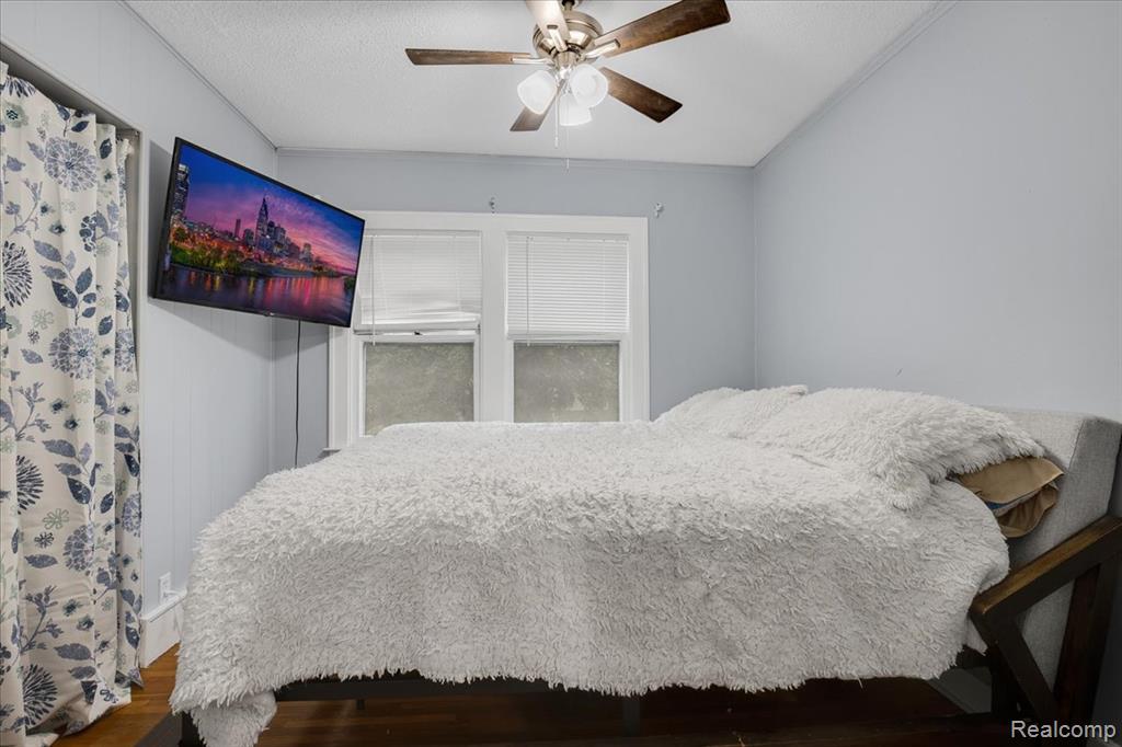 526 N Washington Avenue, Royal Oak, MI 48067 — Photo 3