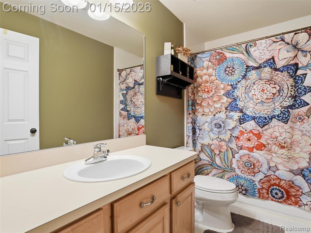 8249 Brookstone Lane, Clarkston, MI 48348 — Photo 42