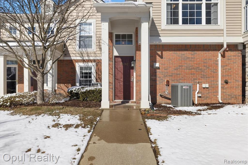 28263 Oakmonte Circle, New Hudson, MI 48165 — Photo 28