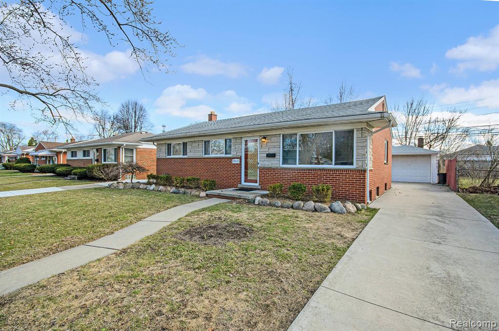 9010 WINSTON, Redford, MI 48239 — Photo 2