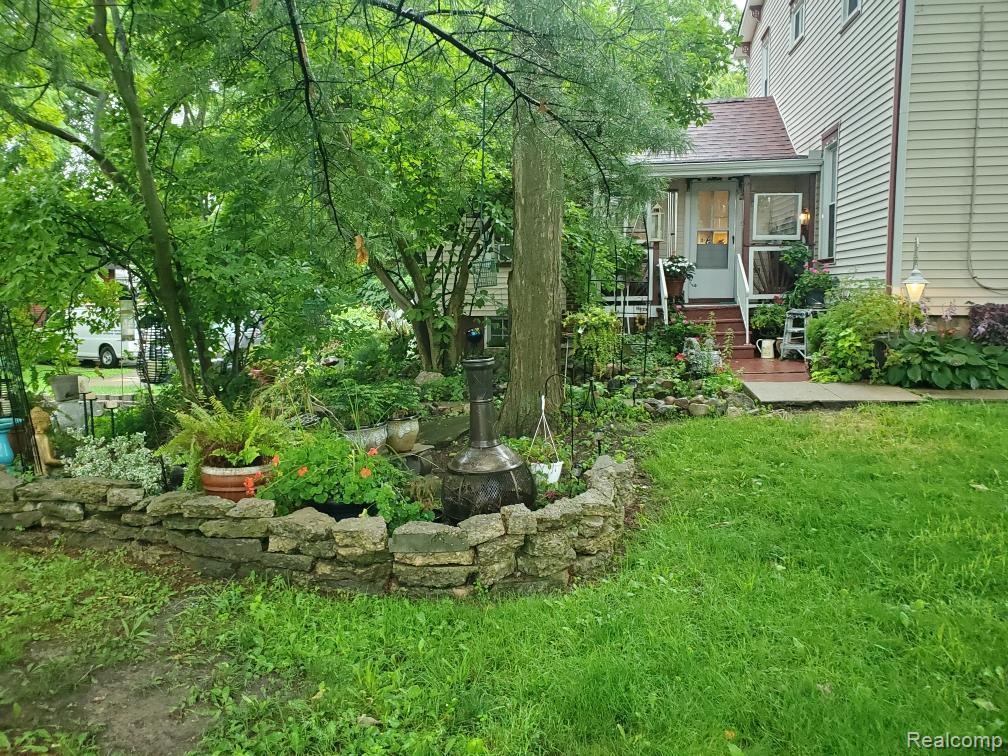 327 Reid Road, Grand Blanc, MI 48439 — Photo 84