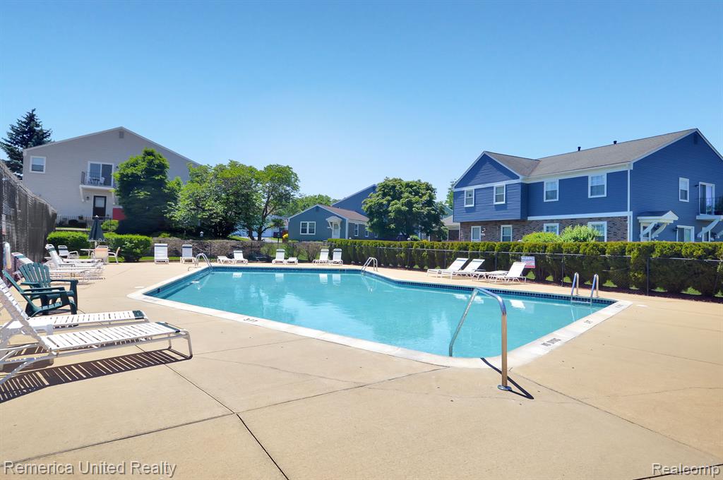 23715 Stonehenge Boulevard, Novi, MI — Photo 23