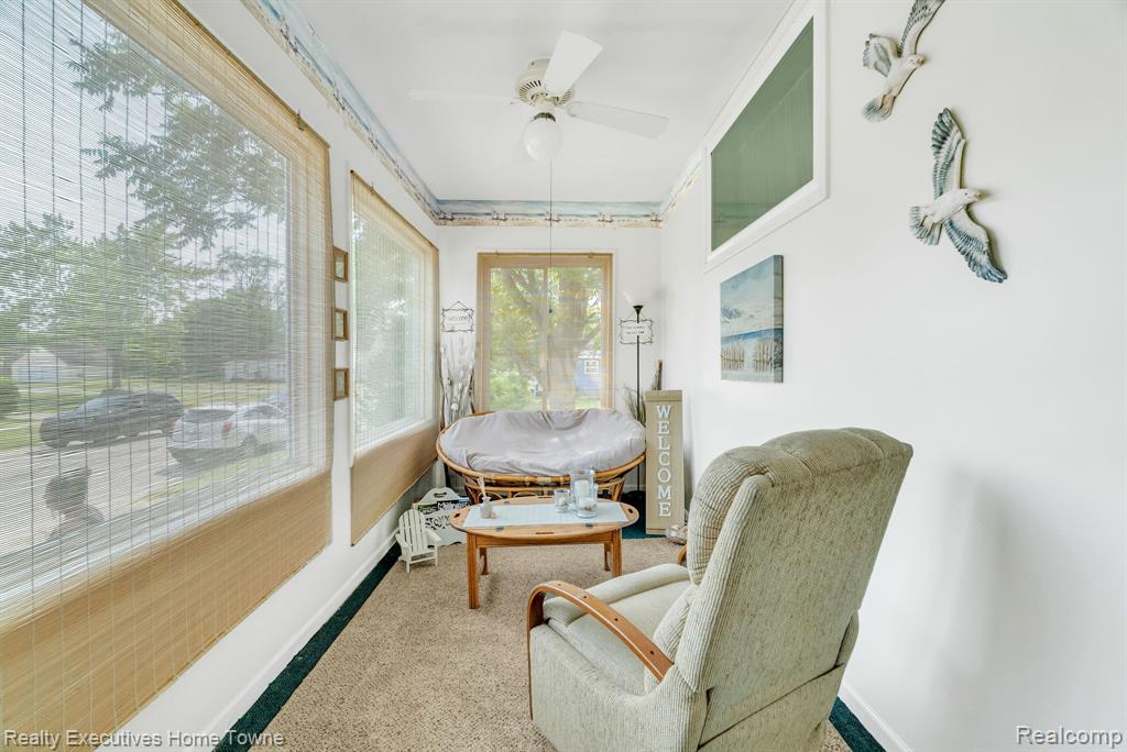 727 Minnie Street, Port Huron, MI 48060 — Photo 5