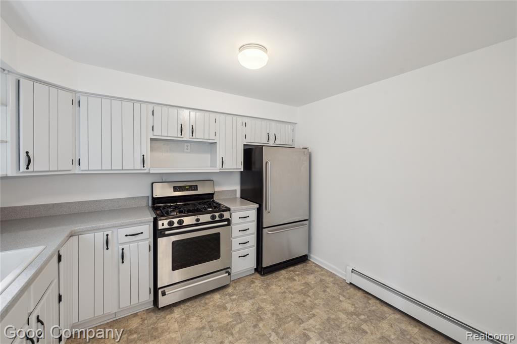 2289 Paulette Drive, Wolverine Lake, MI 48390 — Photo 12