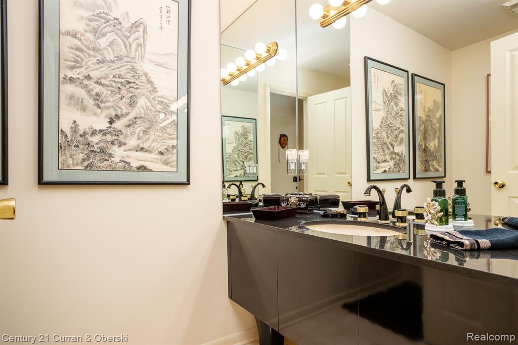 46515 Arboretum Circle, Plymouth, MI 48170 — Photo 13