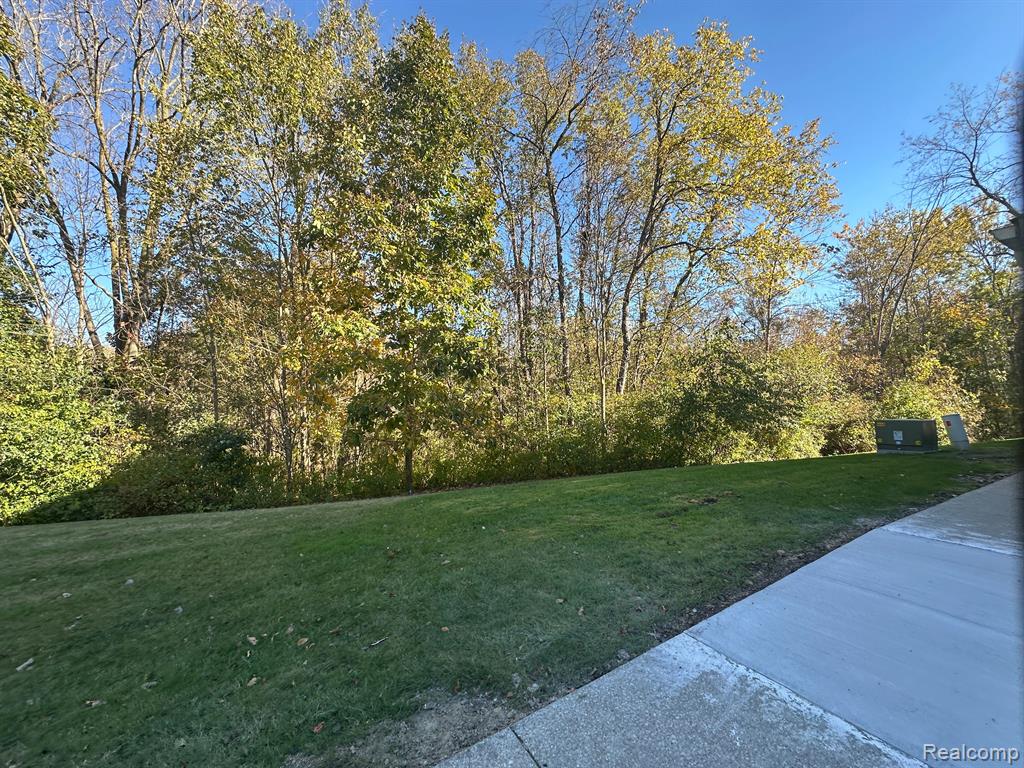 12101 PINEHURST Lane, Grand Blanc, MI 48439 — Photo 3