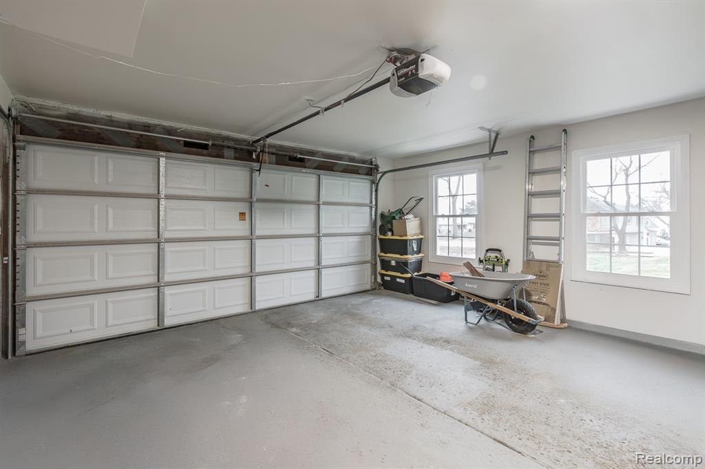 775 Basswood Drive, Rochester Hills, MI 48309 — Photo 32