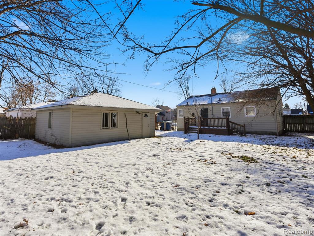 8255 Meadow Avenue, Warren, MI 48089 — Photo 5