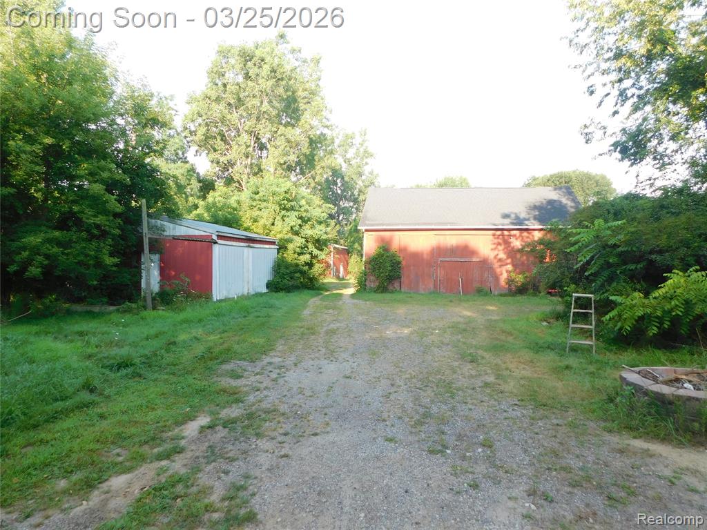 5284 Scotch Settlement Road, Almont, MI 48003 — Photo 31