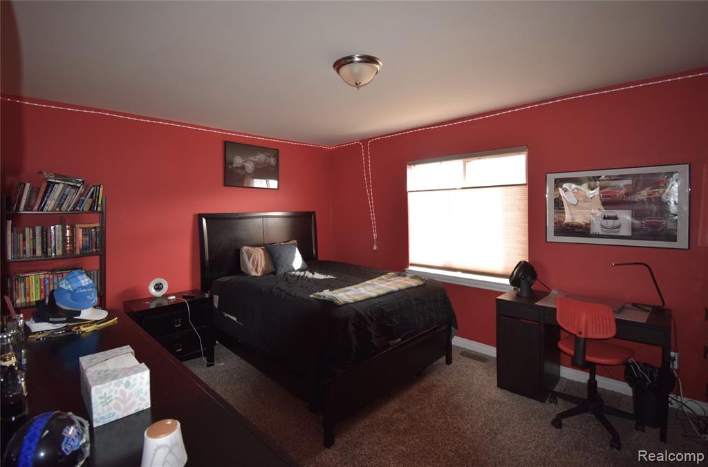 55752 Timbers Edge Drive, Utica, MI 48316 — Photo 22