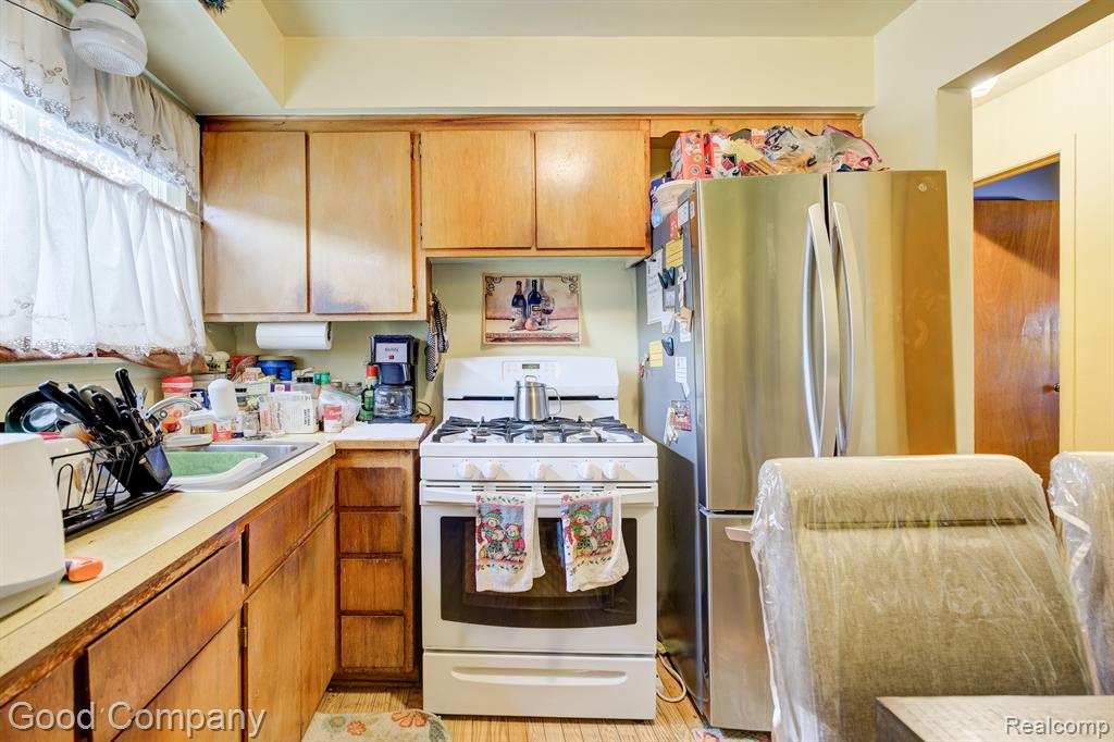 21395 GARDEN Lane, Ferndale, MI 48220 — Photo 6