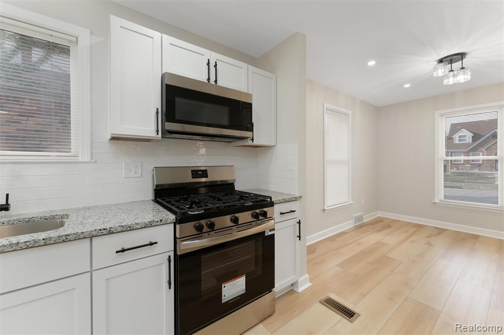 11090 McKinney Street, Detroit, MI 48224 — Photo 10
