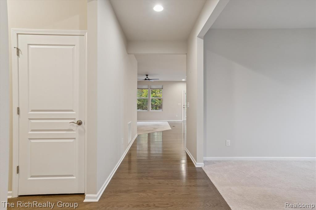 49534 Mapleton, Canton, MI 48188 — Photo 7