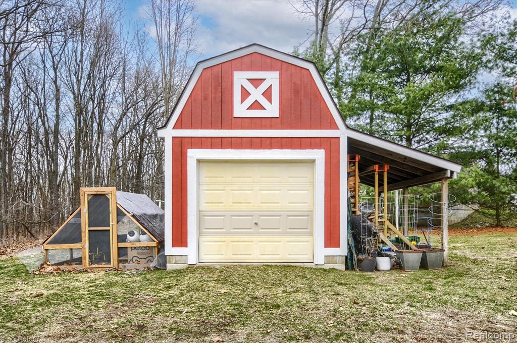 3600 CHILDERS Road, Ortonville, MI 48462 — Photo 66