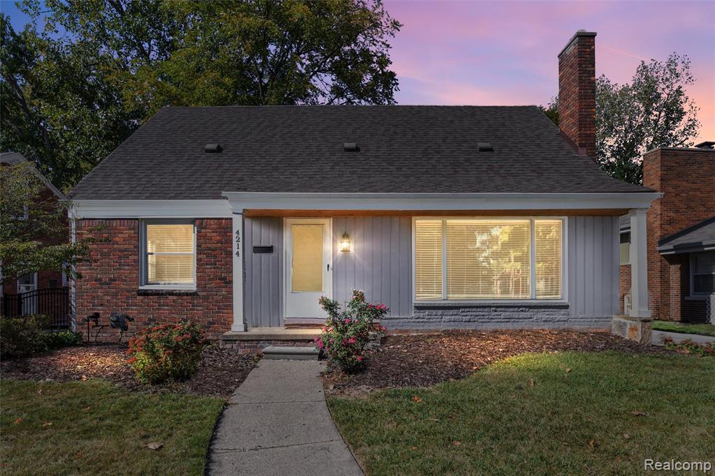 4214 S Verona Circle, Royal Oak, MI 48073 — front exterior