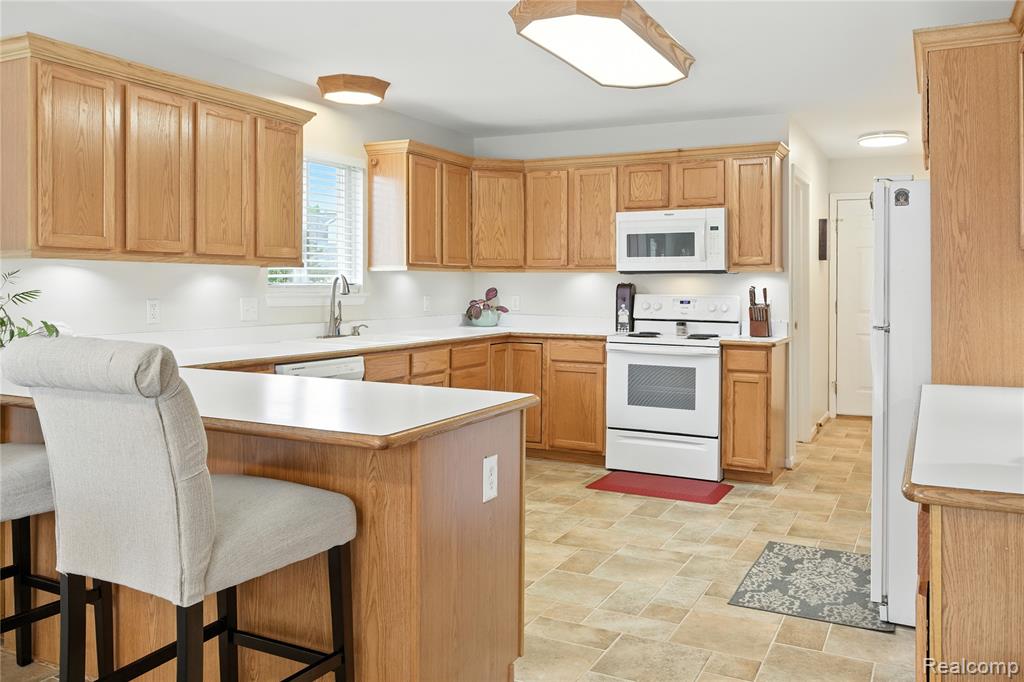 28922 Sugar Island Court, Gibraltar, MI — Photo 2