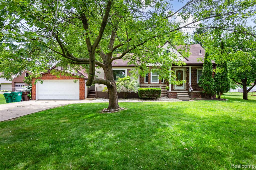 33627 Bock Street, Garden City, MI — Photo 2
